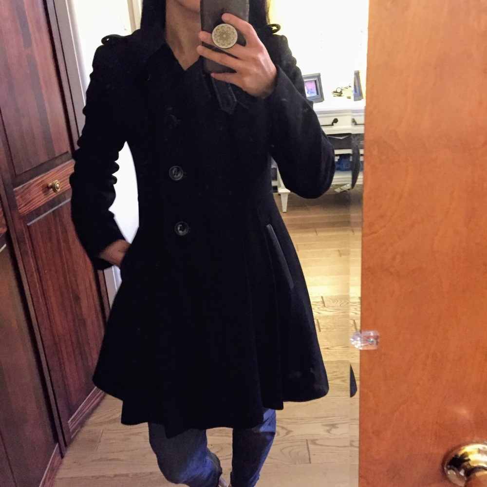 Via Spiga Wool Blend fit and flare style coat